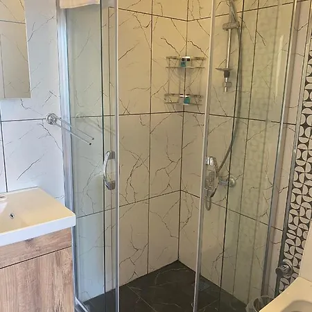 アパートホテル Venues Park 3*