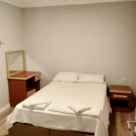 Venues Park アパートホテル